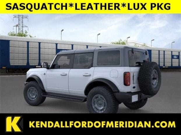 New 2025 Ford Bronco Outer Banks 4D Sport Utility – 1FMEE8BP7SLB10184 full