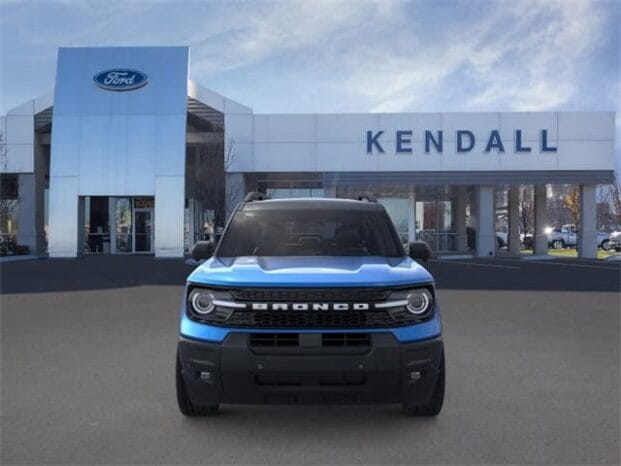 Used 2025 Ford Bronco Sport Outer Banks 4D Sport Utility – 3FMCR9CN6SRE65010 full