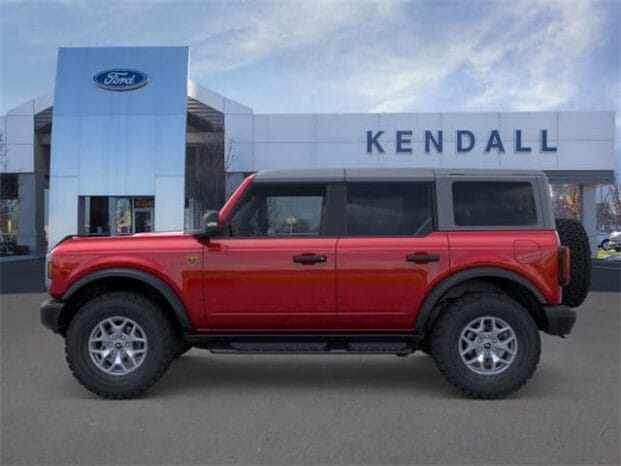 New 2025 Ford Bronco Badlands 4D Sport Utility – 1FMEE9BP8SLB10541 full