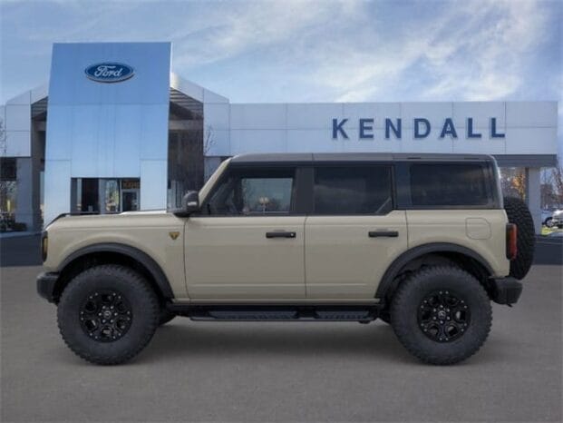 New 2025 Ford Bronco Badlands 4D Sport Utility – 1FMEE9BP7SLB84131 full
