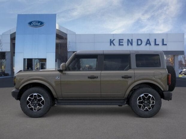 New 2026 Ford Bronco Outer Banks 4D Sport Utility – 1FMDE8BH8TLA77492 full