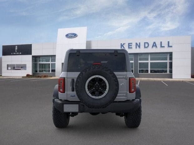 New 2026 Ford Bronco Outer Banks 4D Sport Utility – 1FMEE8BP7TLA45337 full