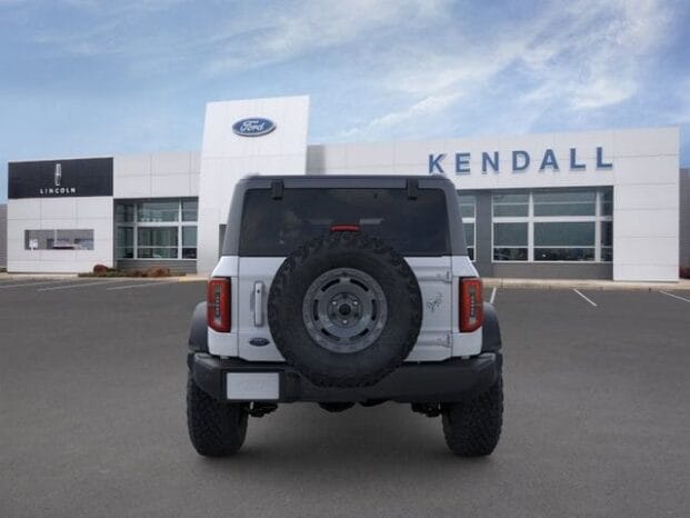 New 2025 Ford Bronco Outer Banks 4D Sport Utility – 1FMEE8BH1SLB55923 full