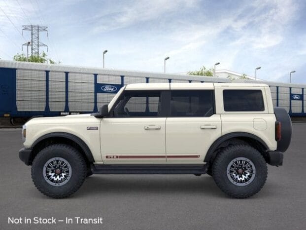 New 2026 Ford Bronco Outer Banks 4D Sport Utility – 1FMEE8BP2TLB00695 full